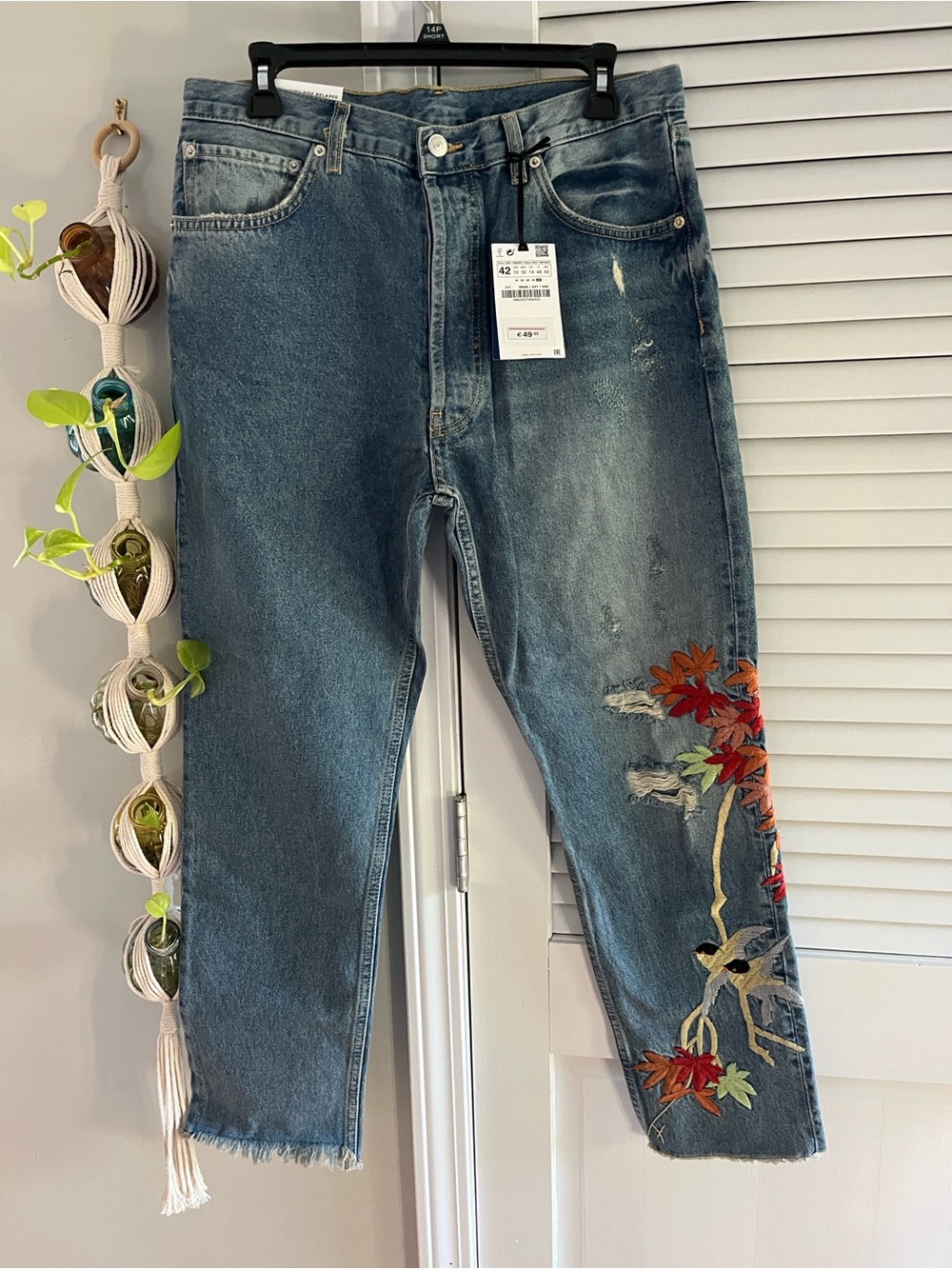 Zara Premium Blue Denim Ankle Jeans with Red & Green Embroidery